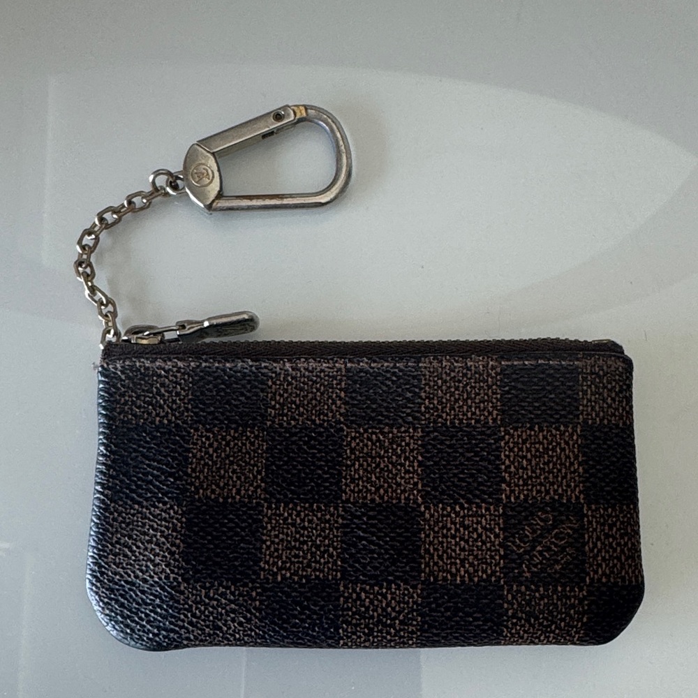 Louis Vuitton Key Pouch - Picture 2 of 6